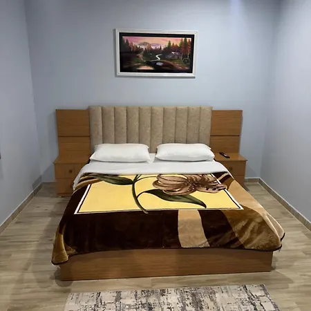 Hotel Imperio *